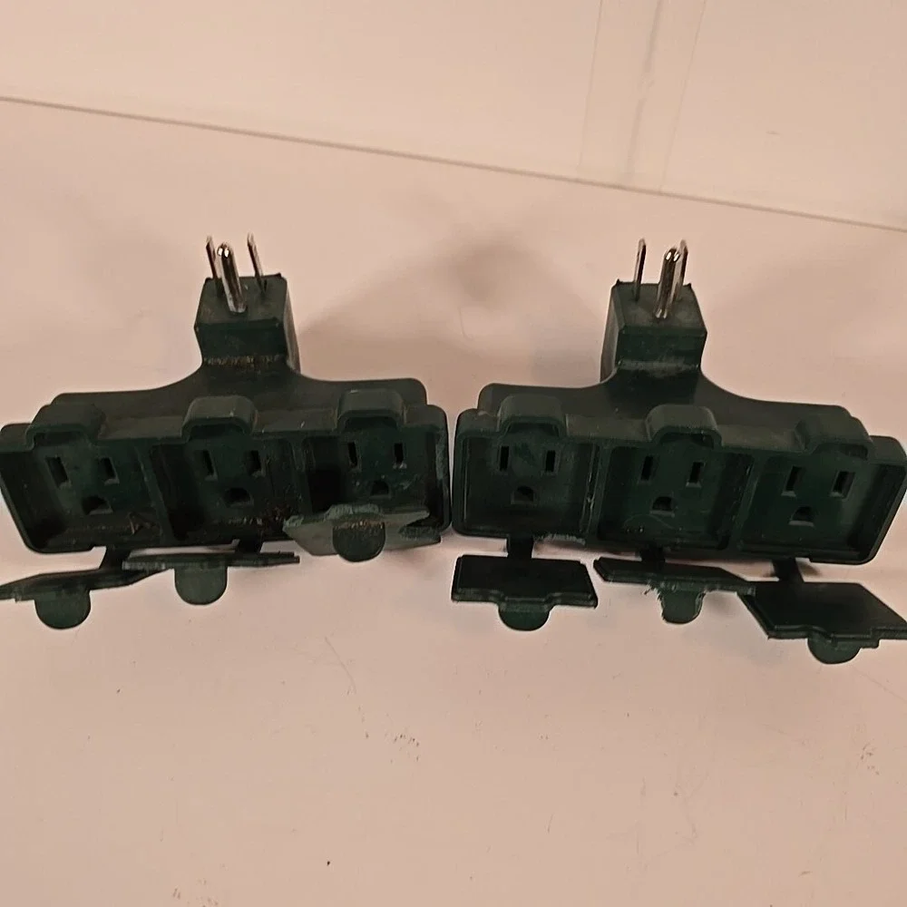 (2) Litesun LT-2‎ 3-Prong Green 3 Outlet Power Adapter Surge Current Pr
